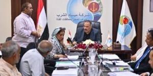 رئيس مياه القناة يستعرض الموقف التنفيذي للمشروعات ومؤشرات جودة المياه