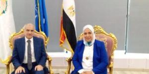 «جامعة أسوان» و«تنمية الأسرة» توقعان بروتوكول لتأهيل الشباب لسوق العمل