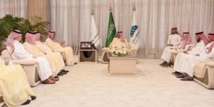 أمانة جازان واللجان العمالية يبحثان أوجه التعاون