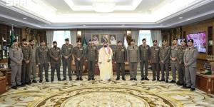 أمير جازان يقلّد عددًا من القيادات الأمنية رتبهم الجديدة
