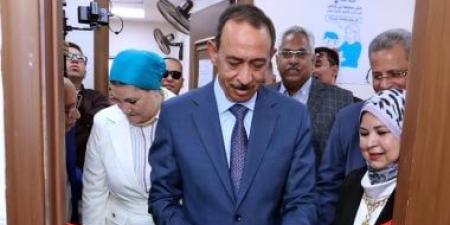 محافظ سوهاج ورئيسة "القومى للطفولة والأمومة" يفتتحان مقر فرع المجلس