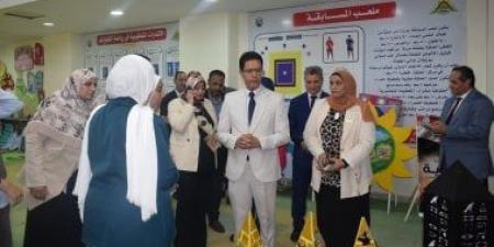رئيس جامعة بنها يفتتح مشروع تخرج الدفعة الـ32 لطلاب التربية النوعية.. صور