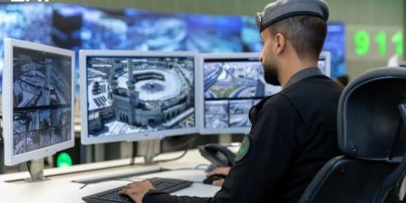 مركز العمليات الأمنية الموحدة 911 يعزز خدماته خلال حج 1447هـ