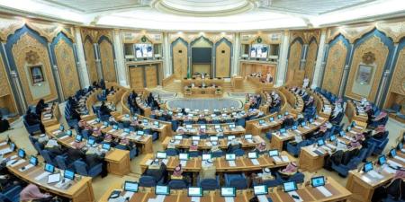 مجلس الشورى يطالب وزارة النقل بدراسة إنشاء طرق برية وسكك حديدية إضافية لربط أطراف المملكة
