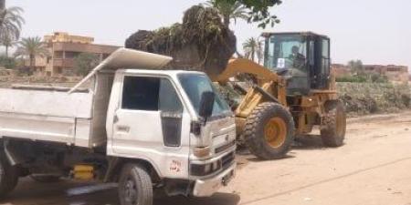رفع 12 ألفا و717 طن مخلفات وتكثف صيانة الإنارة فى الإسماعيلية