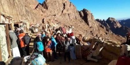 إقبال سياحى كبير على سانت كاترين.. 506 زائرين يتوافدون على الدير وجبل موسى