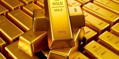 أسعار الذهب تتراجع في التعاملات المبكرة