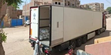 محافظ أسيوط: توزيع 5 أطنان لحوم و1250 وجبة وذبح 125 عجلا ضمن حملة الأضاحى