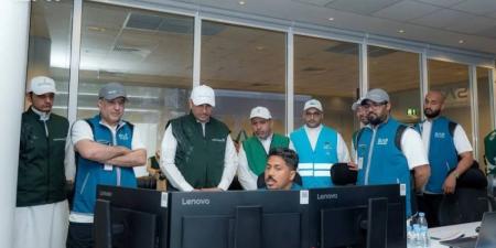 وزير النقل يتفقَّد جاهزية الطرق وقطار المشاعر