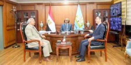 محافظ كفر الشيخ يؤكد سرعة حسم القضايا وحماية المال العام