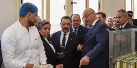 محافظ الإسكندرية يشهد افتتاح المركز الخدمي التعليمى بجامعة الإسكندرية