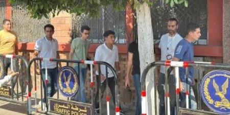 دخول 7428طالب وطالبة يؤدون امتحانات الثانوية العامة ببورسعيد.. فيديو وصور
