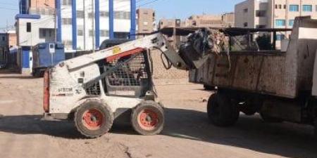 رفع 120 طن من القمامة والمخلفات الصلبة والاتربة بـ 3 قرى بمركز سوهاج