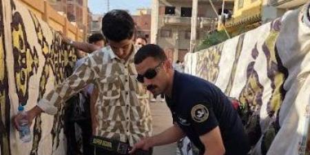 تفتيش بالعصا الإلكترونية.. إجراءات مشددة بلجان الثانوية فى الإسماعيلية (فيديو)