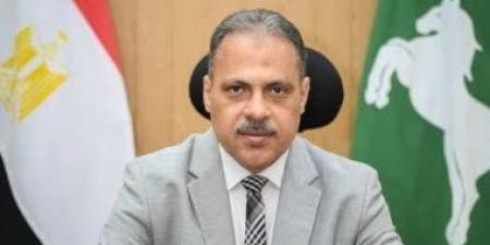 محافظ الشرقية يقرر مجازاة 100 من الموظفين المقصرين