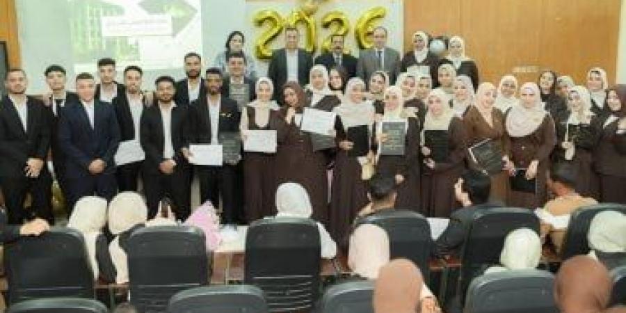 مشروعات تخرج مبتكرة بآداب الزقازيق توظف الجيوماتكس والذكاء الاصطناعي لخدمة التنمية