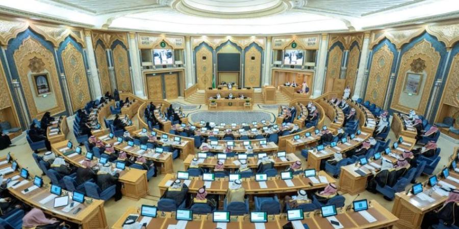 مجلس الشورى يطالب وزارة النقل بدراسة إنشاء طرق برية وسكك حديدية إضافية لربط أطراف المملكة