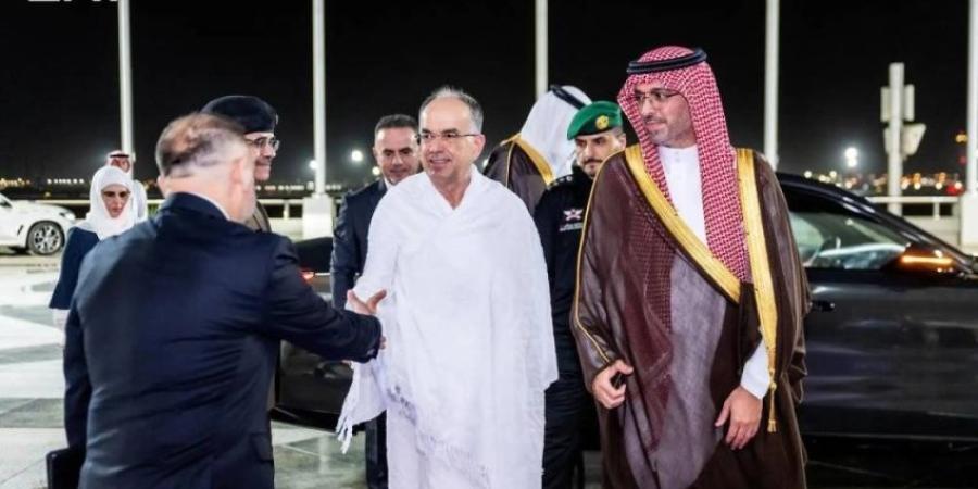 رئيس ألبانيا يصل إلى جدة