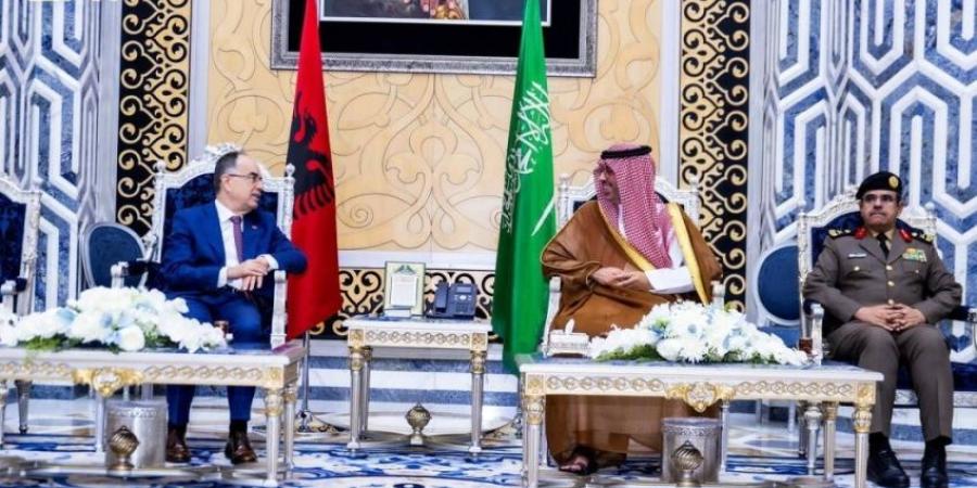 رئيس جمهورية ألبانيا يغادر جدة