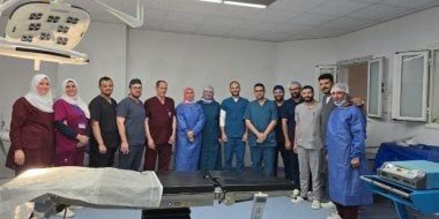 إنقاذ حياة مريضة بورم سرطاني ضخم بالغدة الدرقية في مستشفى كفر شكر التخصصي