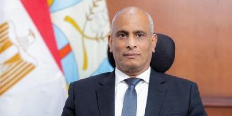 محافظ كفر الشيخ: رفع كفاءة وتأهيل وتمهيد طريق زوبع بالحامول