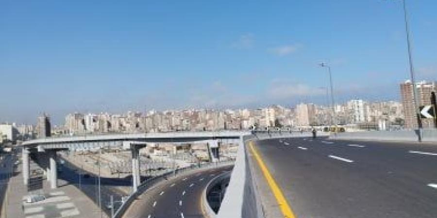 كوبري الفريق أول سليمان عزت شريان جديد بمحافظة الإسكندرية.. فيديو وصور