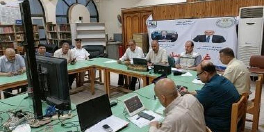 غرفة عمليات امتحانات الثانوية العامة ببنى سويف تتابع بدء الامتحانات