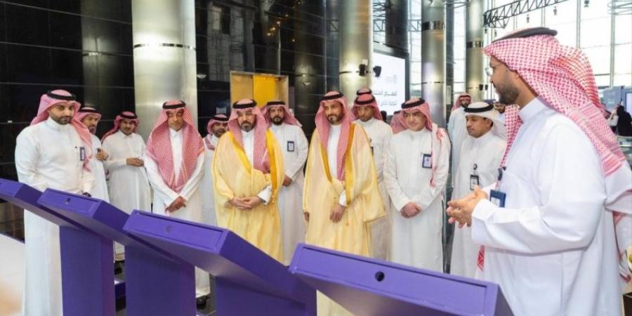 5 أجنحة متنوعة بالمعرض المتنقل للأمن السيبراني