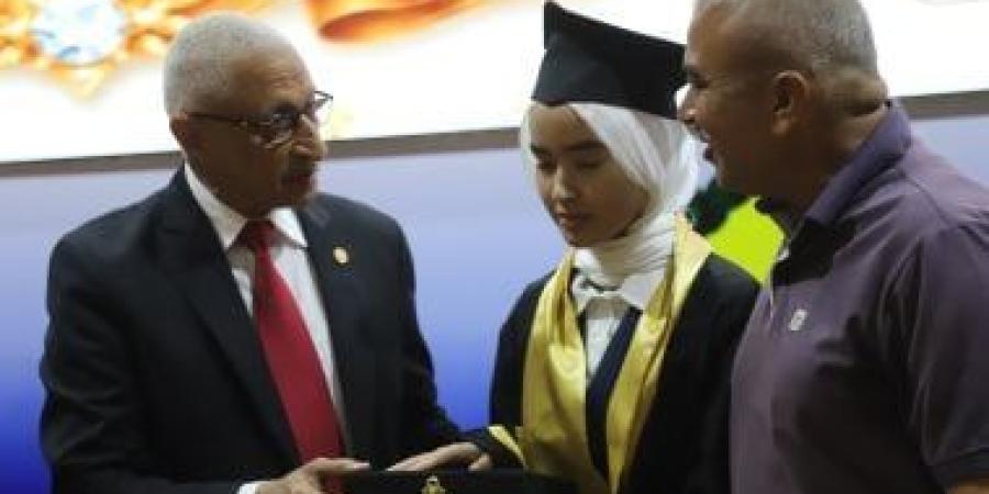 ابنة الشيخ زويد تحصد المركز الأول مكرر بالإعدادية وتوجه رسالة وفاء لمعلميها