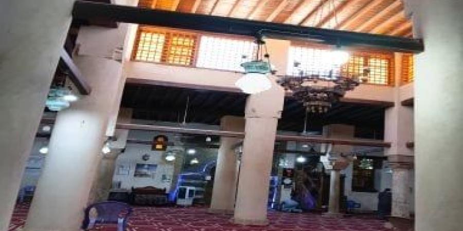 شاهد روعة وجمال الآثار الإسلامية.. المسجد العمرى أقدم مساجد إدفو.. صور