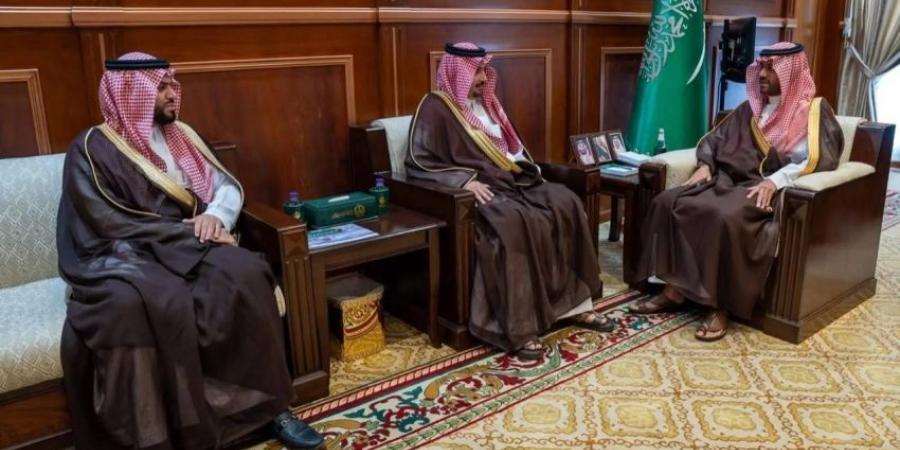نائب أمير حائل يطلع على أبرز أعمال ومبادرات جمعية حائل للإسكان الخيري